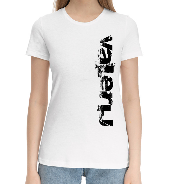 Женская хлопковая футболка с изображением Валерий (брызги красок) цвета Белый