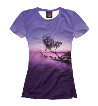 Женская футболка Дерево на озере
