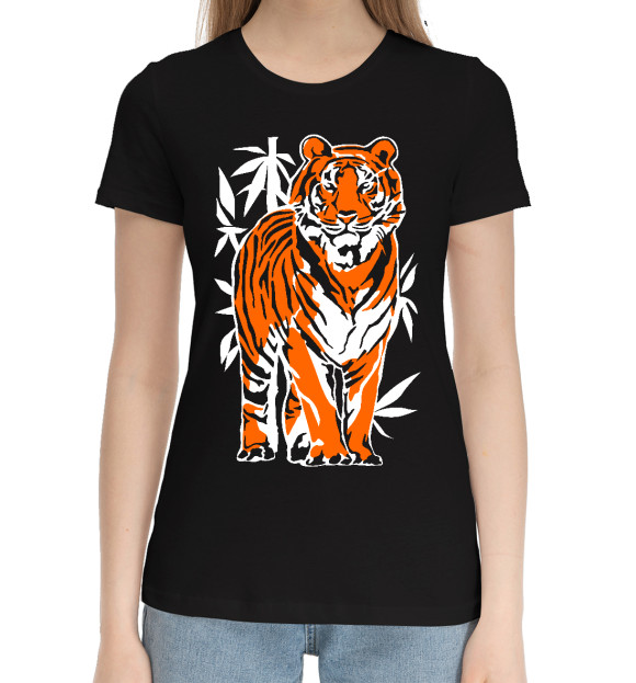 Женская хлопковая футболка с изображением Тигр в джунглях. цвета Черный
